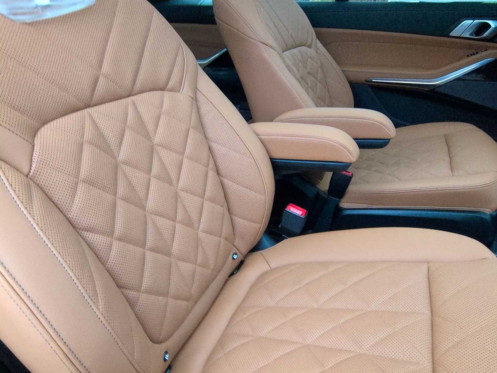 Thumbnail: 2026 BMW X7 - 22