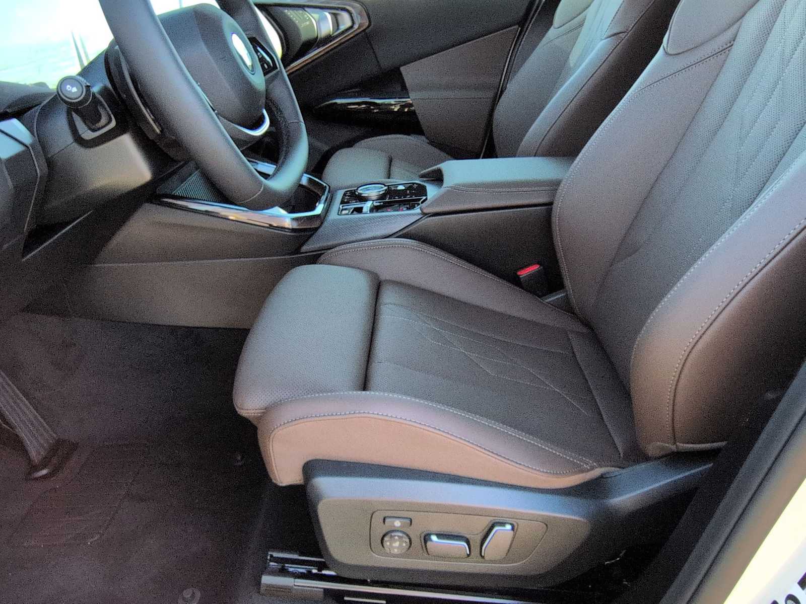 Thumbnail: 2026 BMW X3 - 17