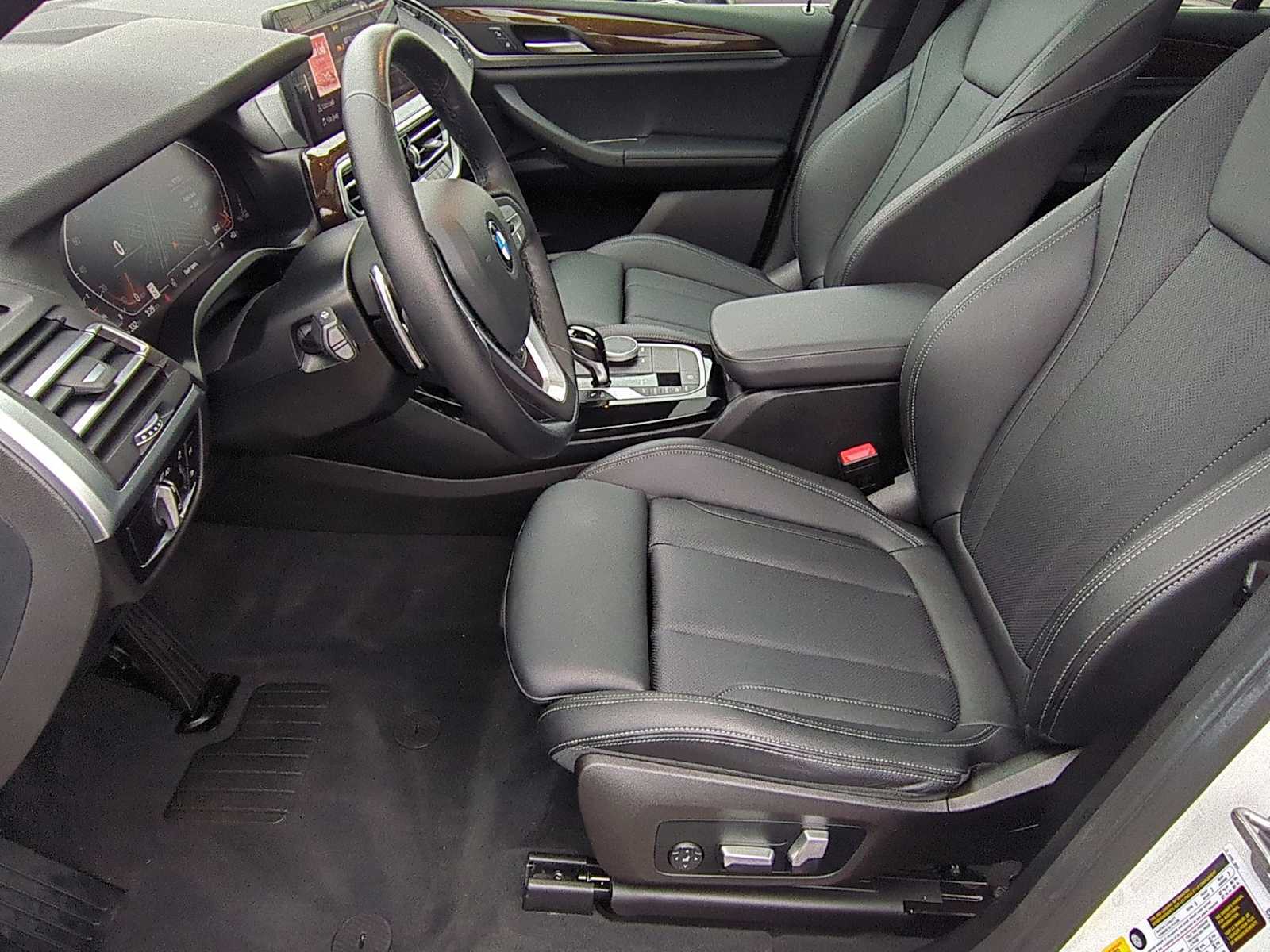 Thumbnail: 2023 BMW X3 - 16