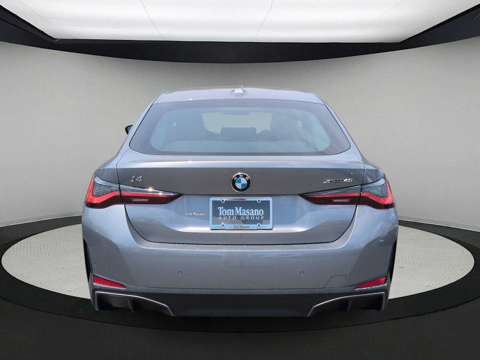 Thumbnail: 2026 BMW i4 - 7