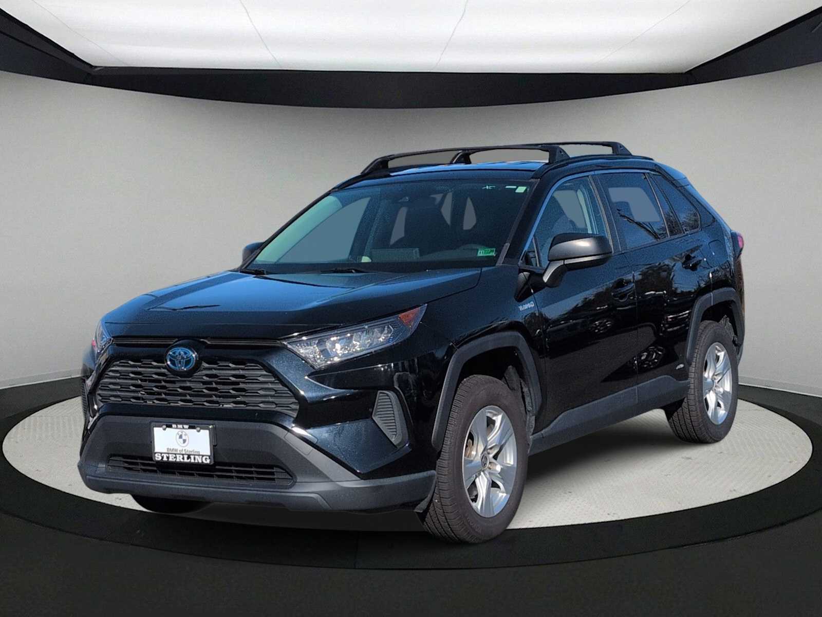 Thumbnail: 2021 Toyota RAV4 - 4