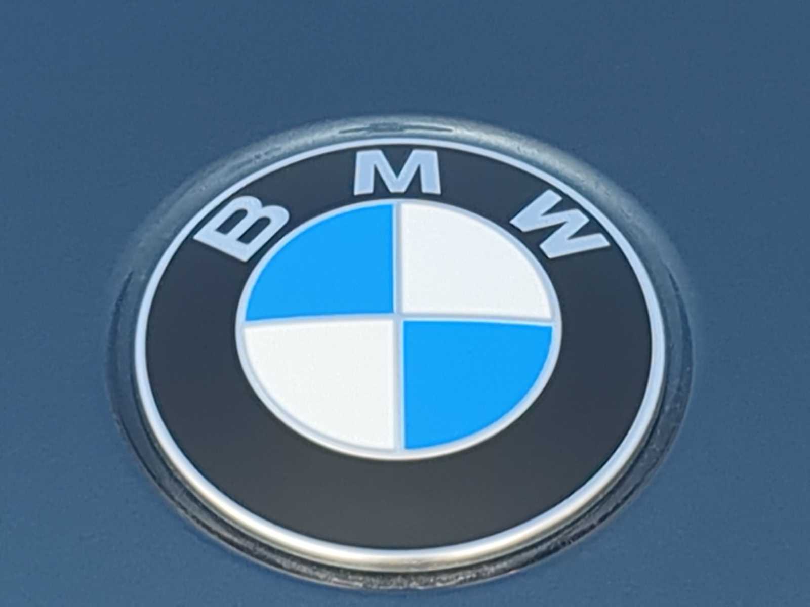 Thumbnail: 2026 BMW 3 Series - 12