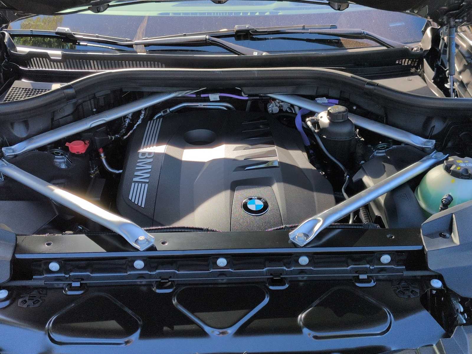 Thumbnail: 2026 BMW X7 - 15