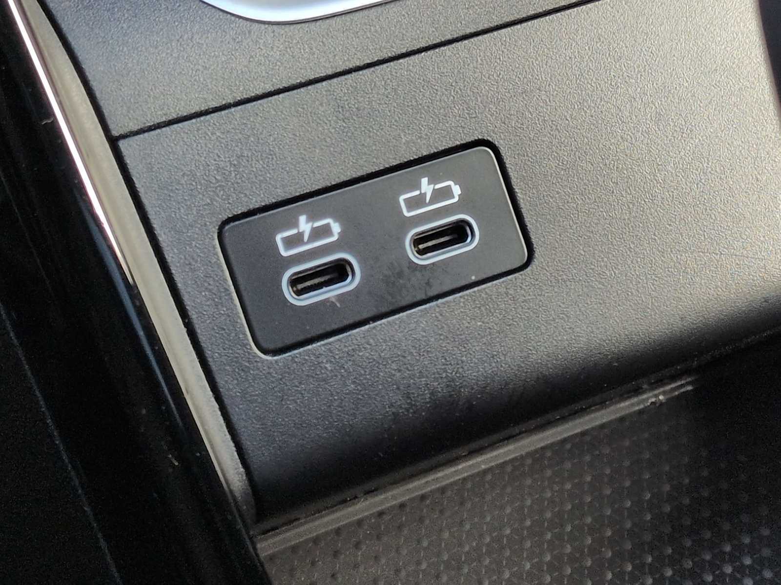 Thumbnail: 2025 BMW X1 - 32