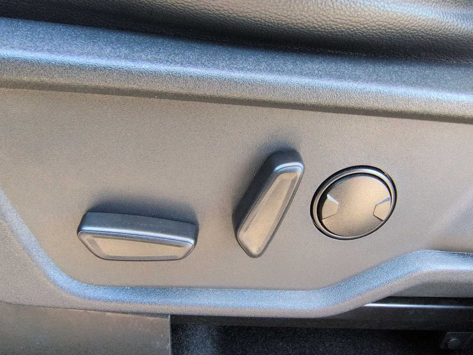 Thumbnail: 2024 Ford Bronco - 18