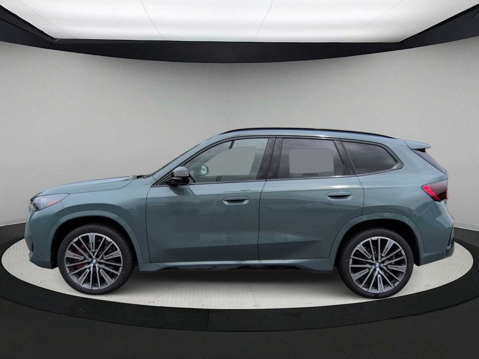 Thumbnail: 2026 BMW X1 - 5