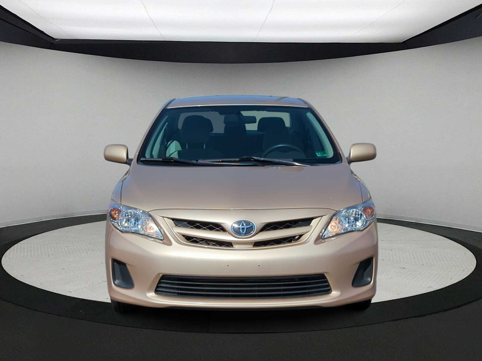 Thumbnail: 2011 Toyota Corolla - 3