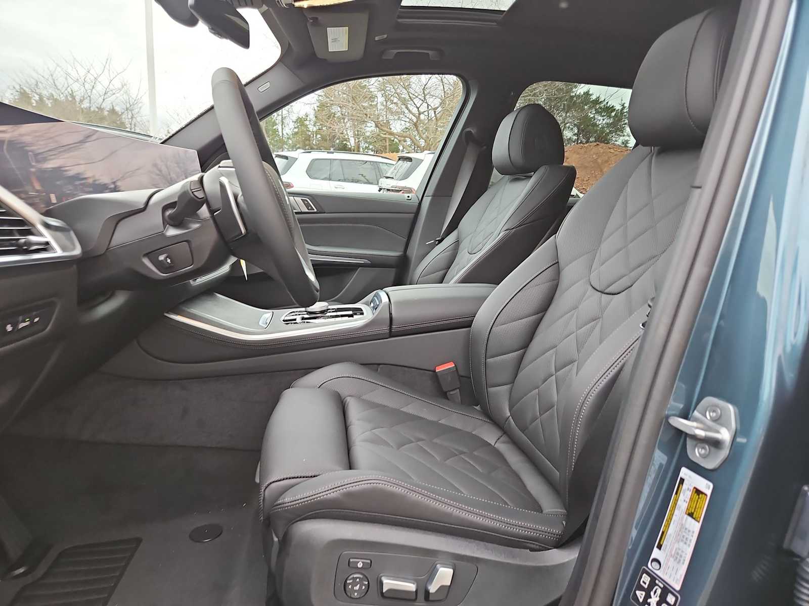 Thumbnail: 2026 BMW X5 - 17