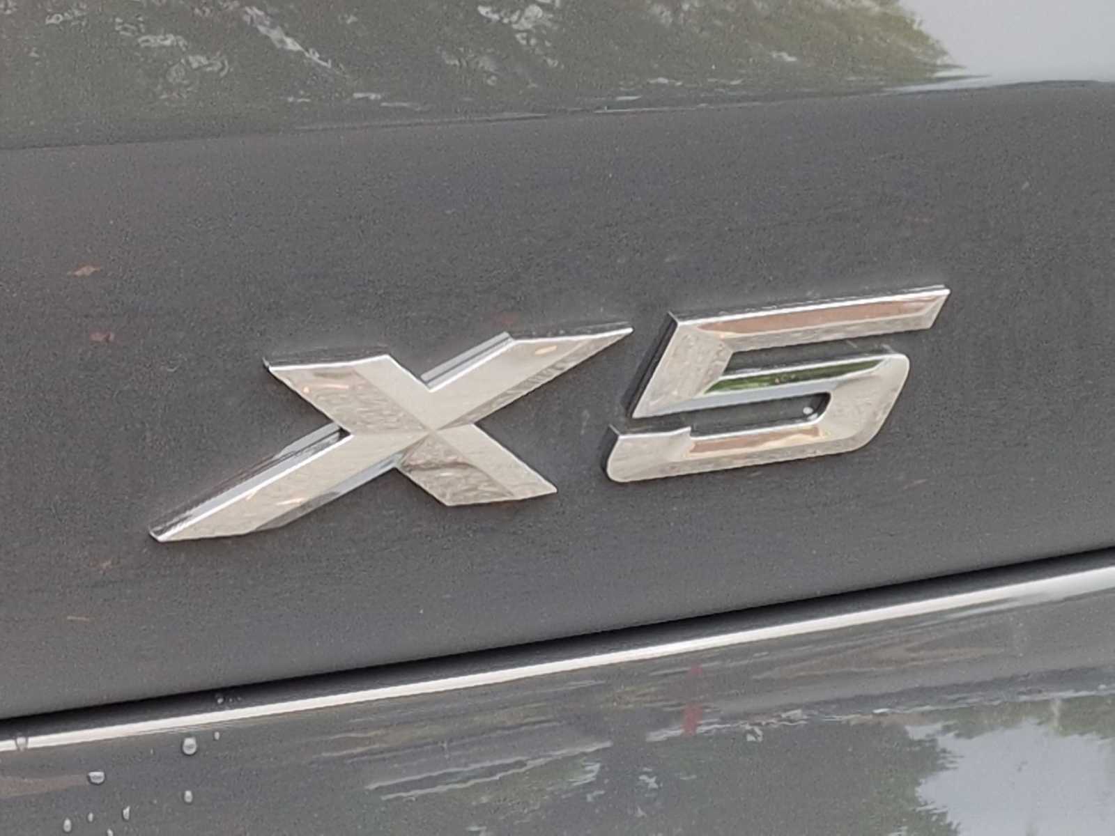 Thumbnail: 2026 BMW X5 - 13