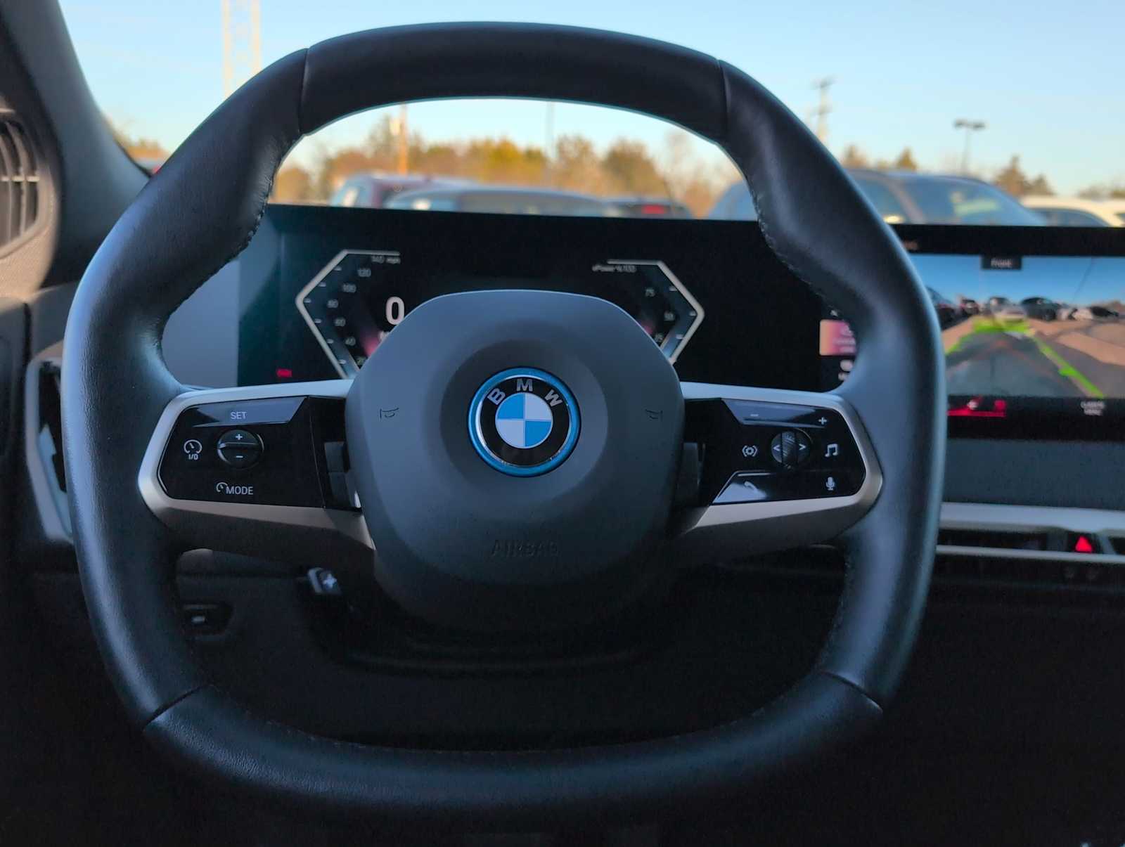 Thumbnail: 2023 BMW iX - 22