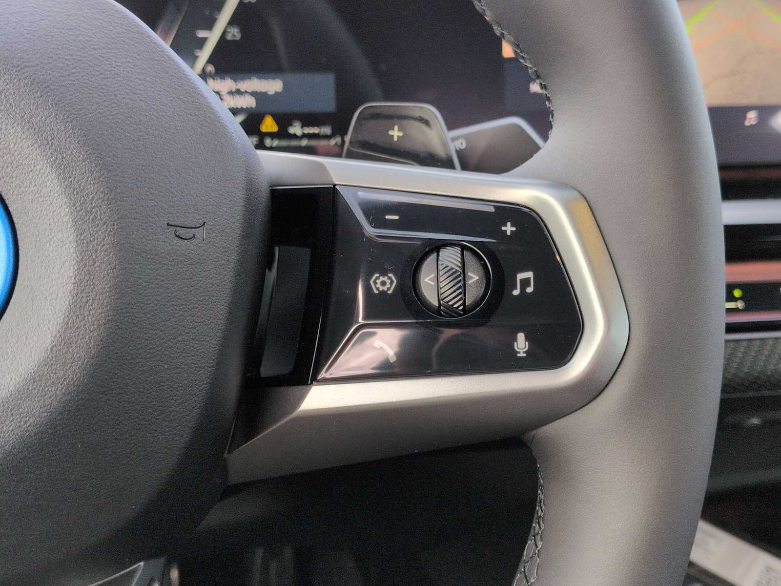 Thumbnail: 2026 BMW 5 Series - 27