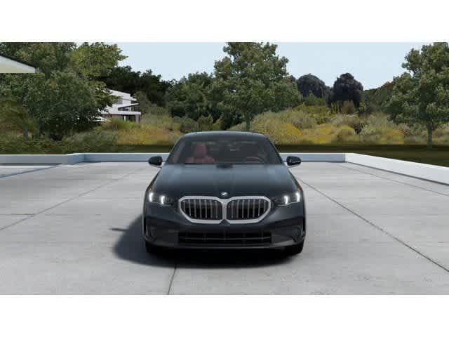 Thumbnail: 2026 BMW 5 Series - 3