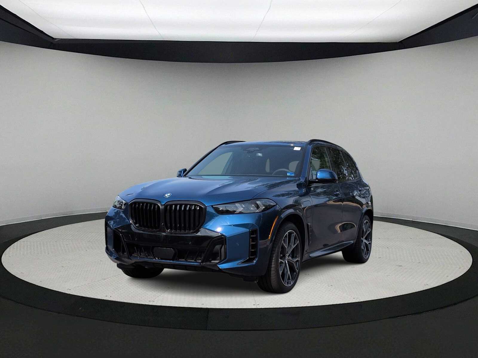 Thumbnail: 2026 BMW X5 - 4