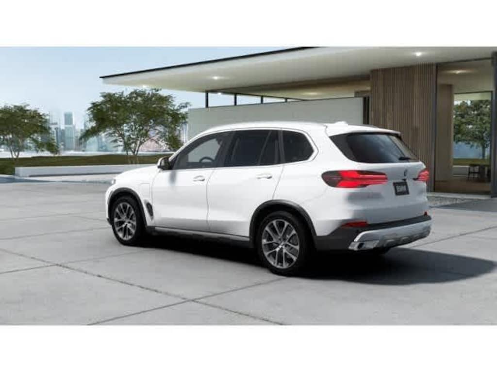 New 2026 BMW X5 PHEV xDrive50e SUV