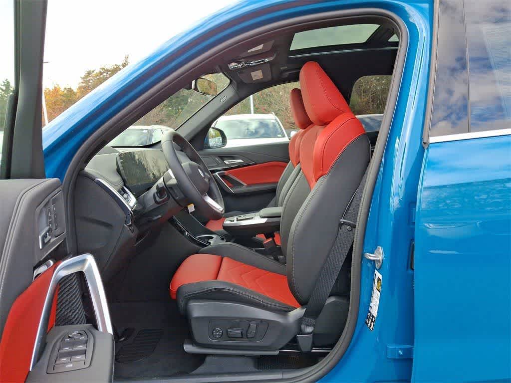 Thumbnail: 2025 BMW X1 - 6