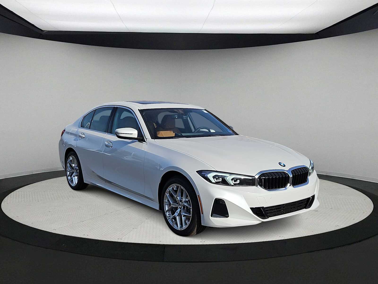 Thumbnail: 2026 BMW 3 Series - 2