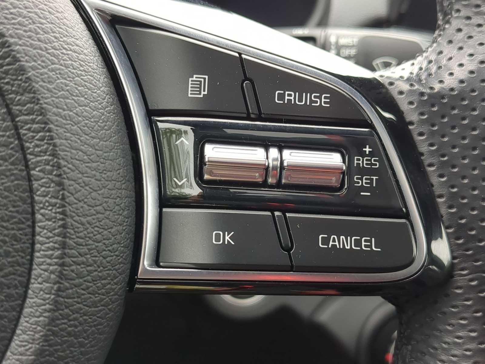 Thumbnail: 2021 Kia Forte - 27