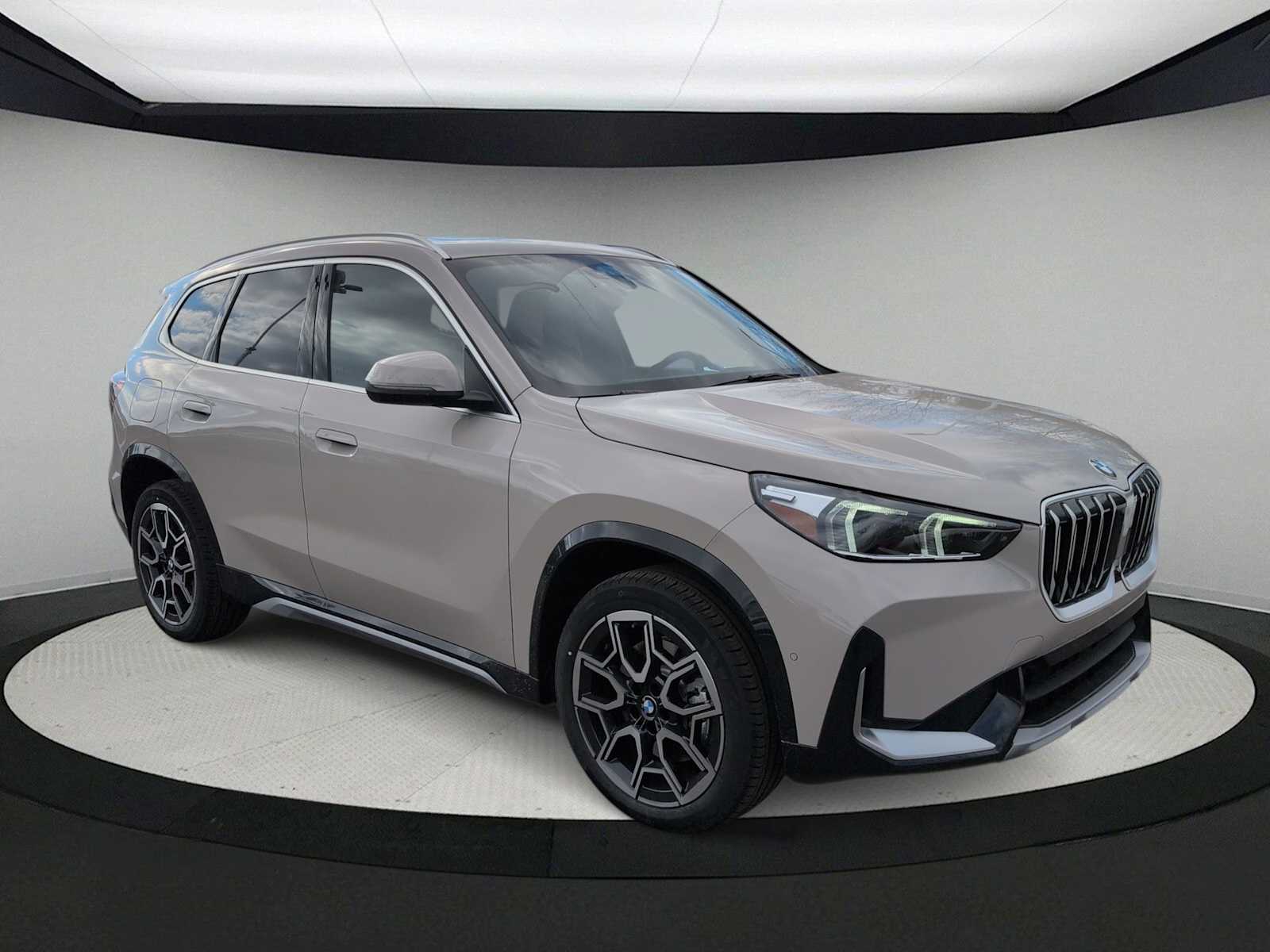 Thumbnail: 2026 BMW X1 - 2