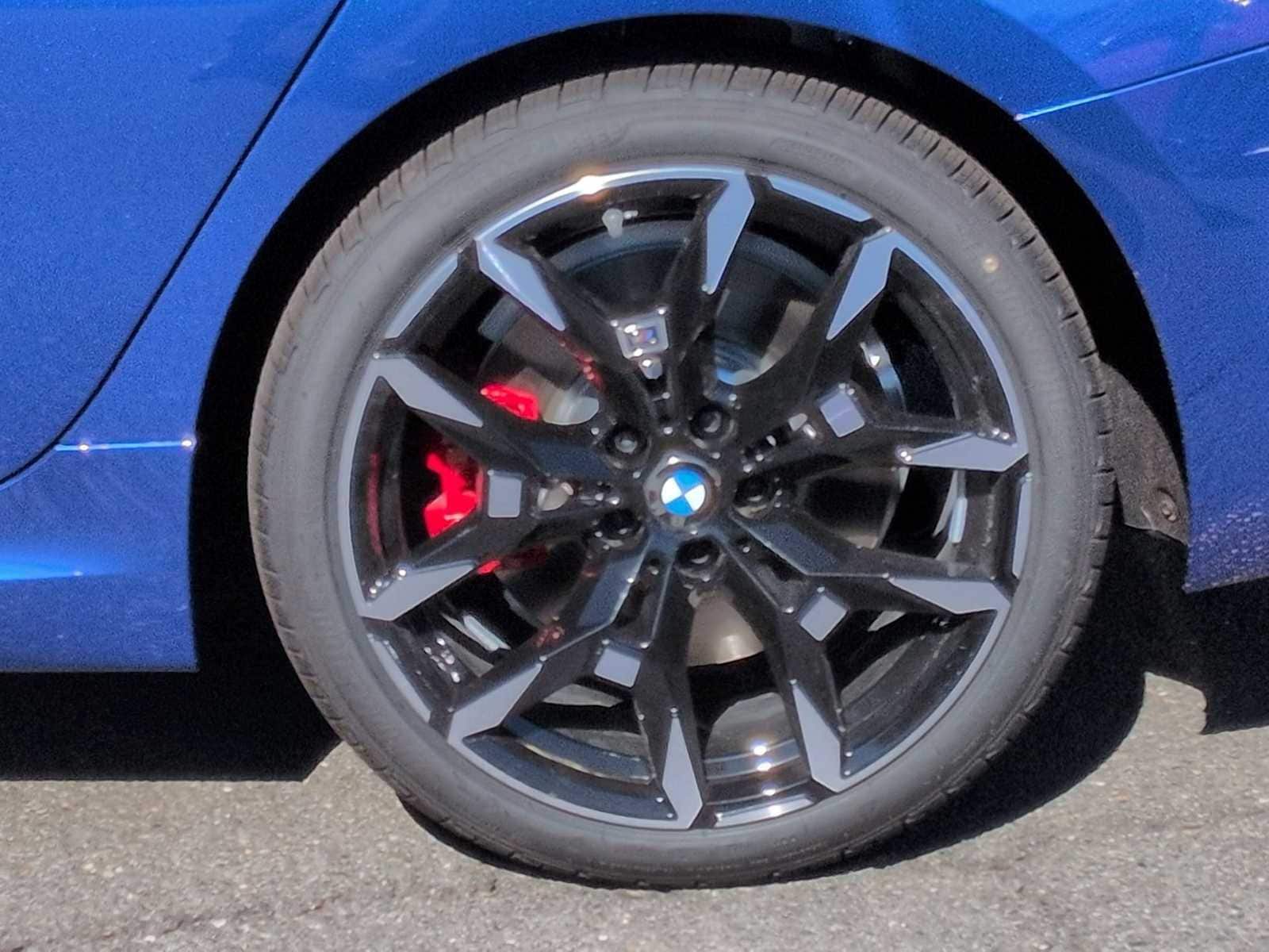 Thumbnail: 2026 BMW 3 Series - 14