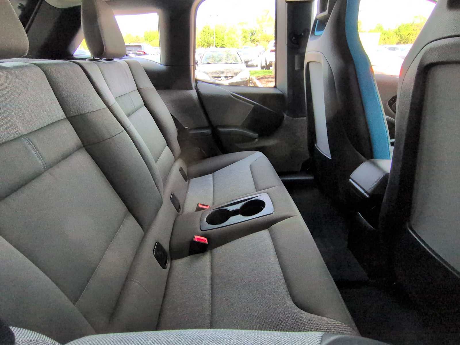 Thumbnail: 2016 BMW i3 - 20