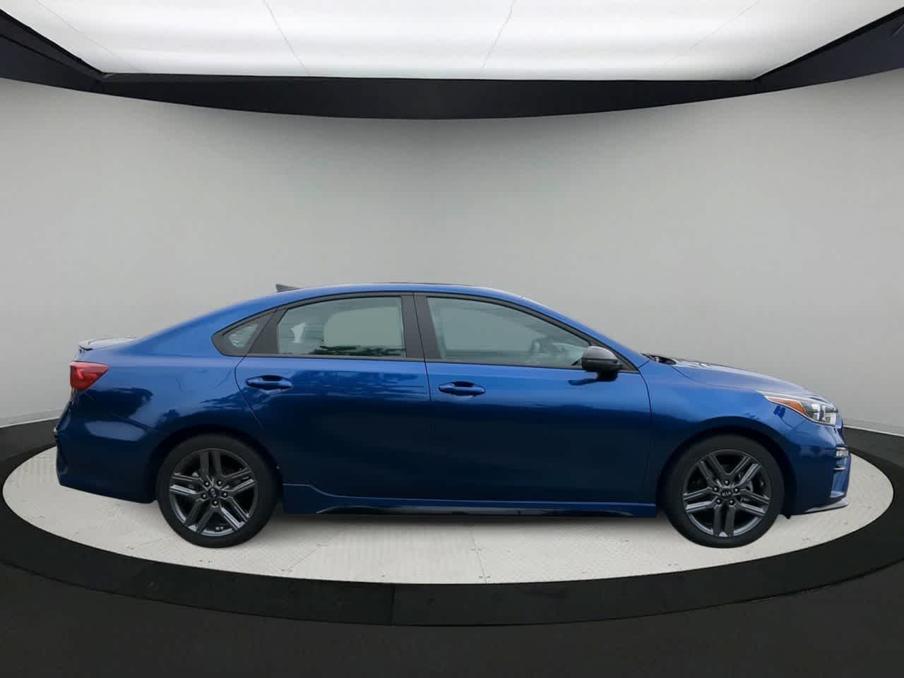 Thumbnail: 2021 Kia Forte - 9