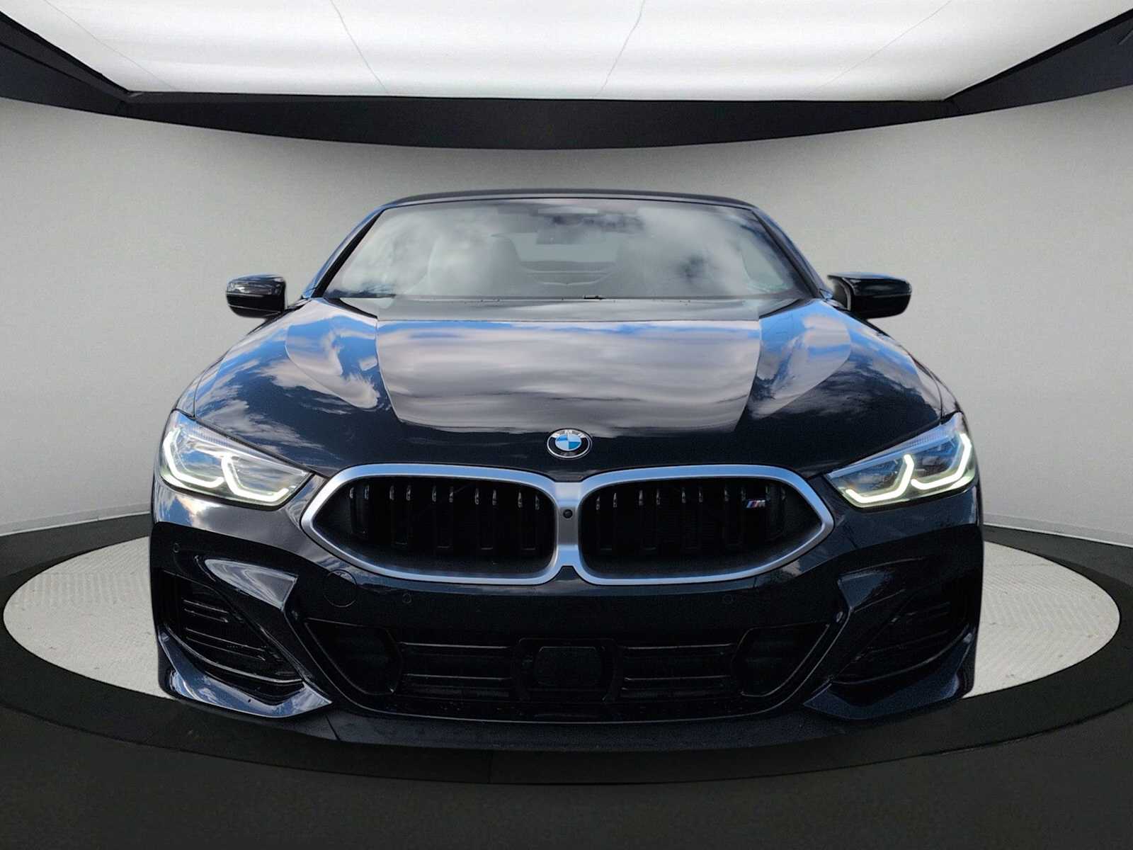 Thumbnail: 2024 BMW 8 Series - 3