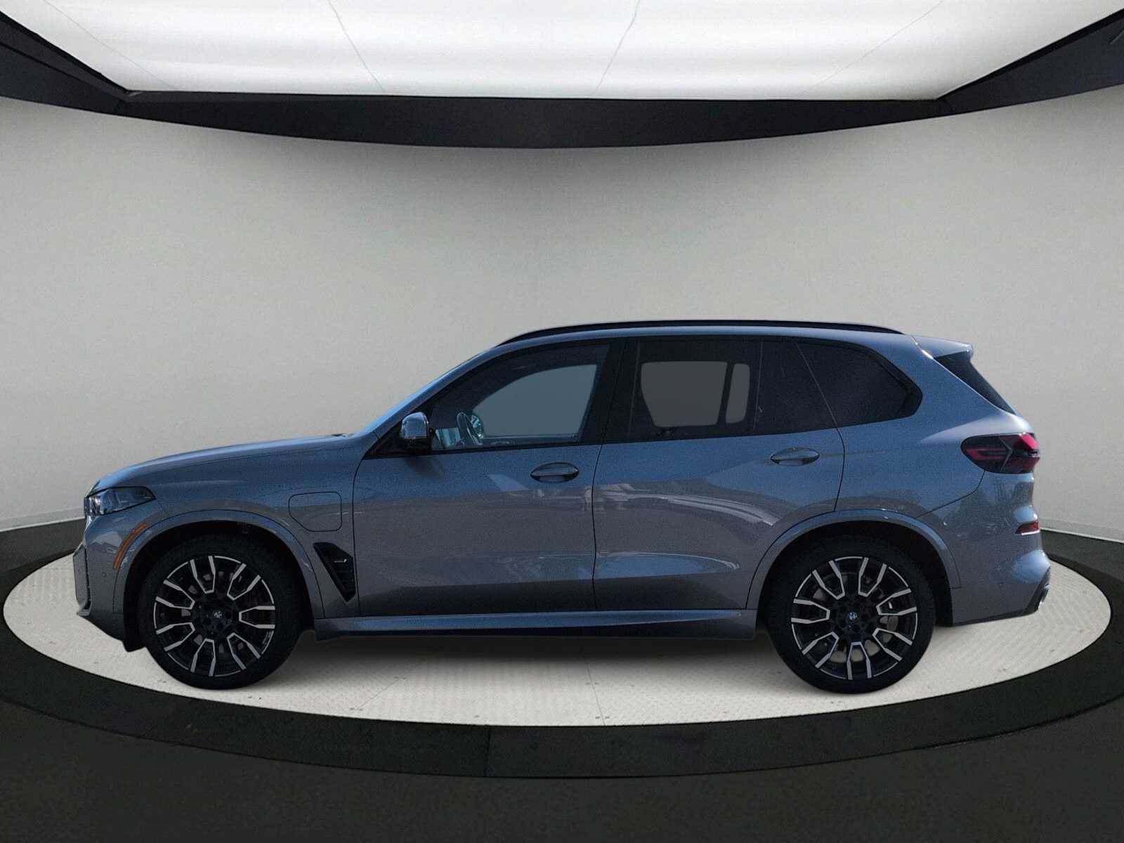 Thumbnail: 2024 BMW X5 - 5