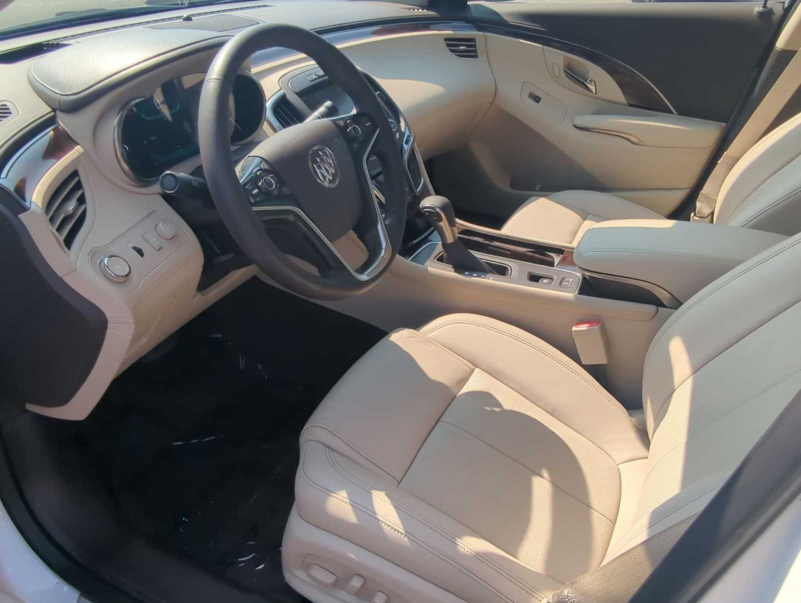 Thumbnail: 2015 Buick LaCrosse - 10