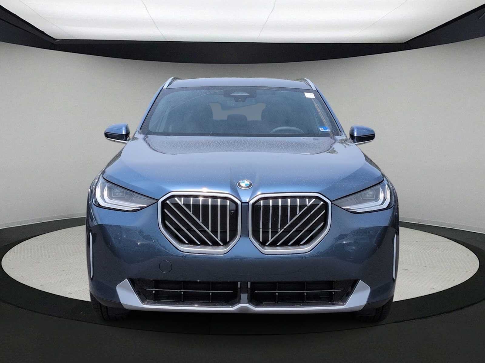 Thumbnail: 2026 BMW X3 - 3