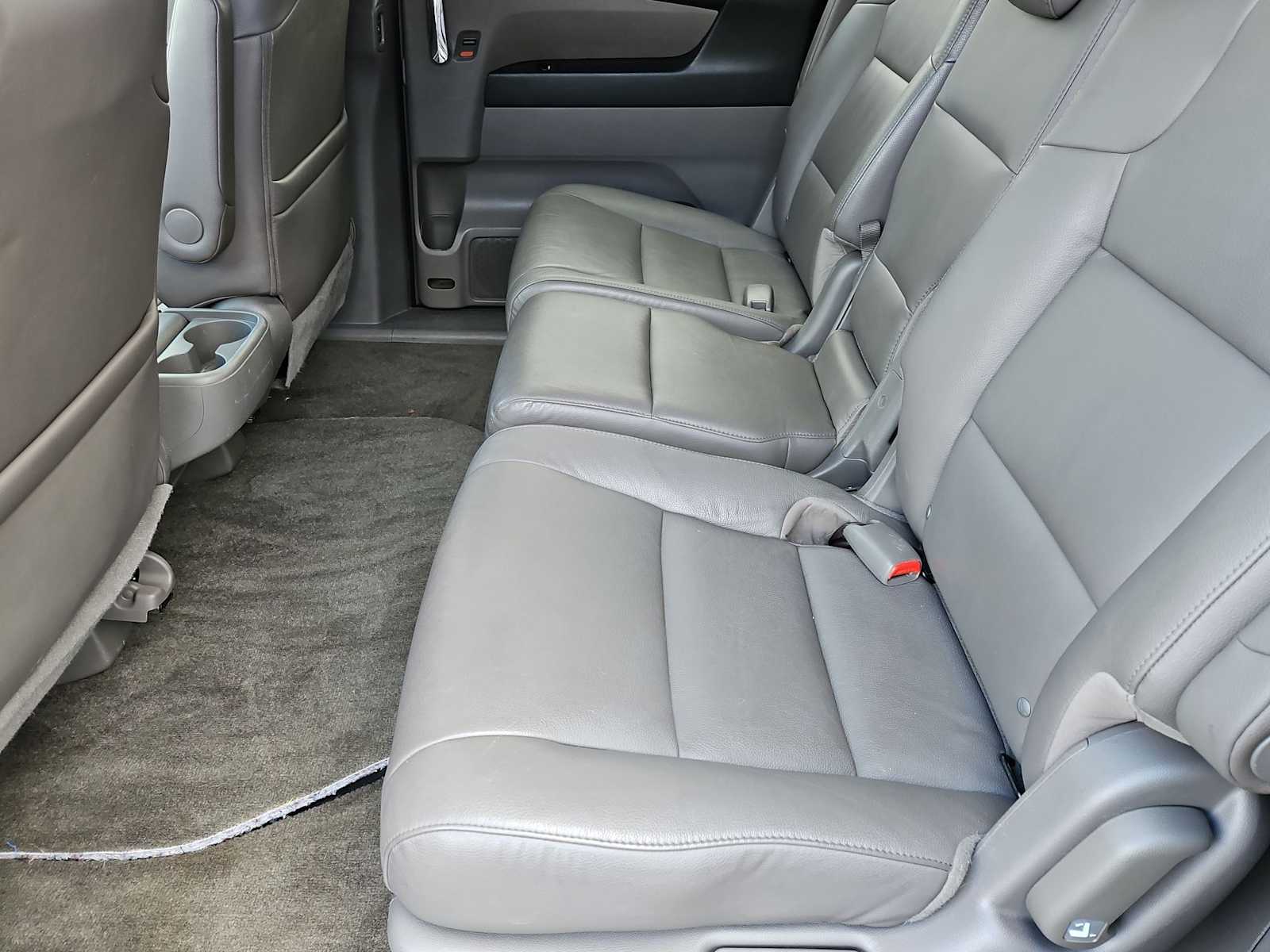 Thumbnail: 2014 Honda Odyssey - 20