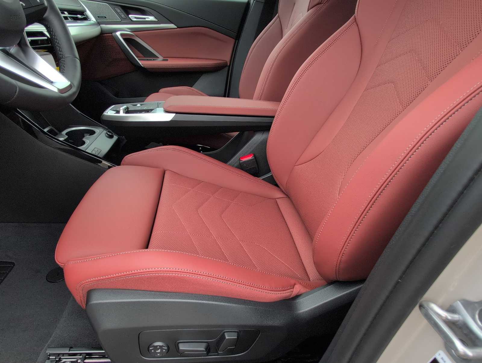 Thumbnail: 2026 BMW X1 - 16