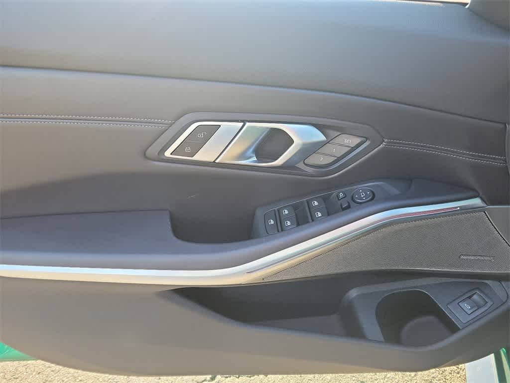 Thumbnail: 2022 BMW M3 - 12