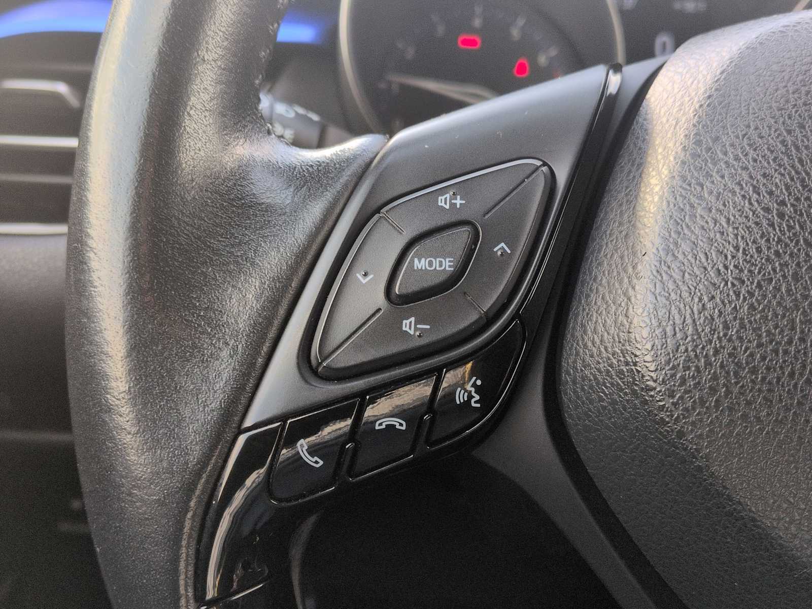 Thumbnail: 2020 Toyota C-HR - 24