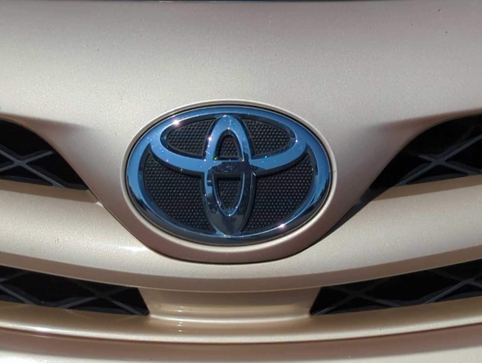 Thumbnail: 2011 Toyota Corolla - 12