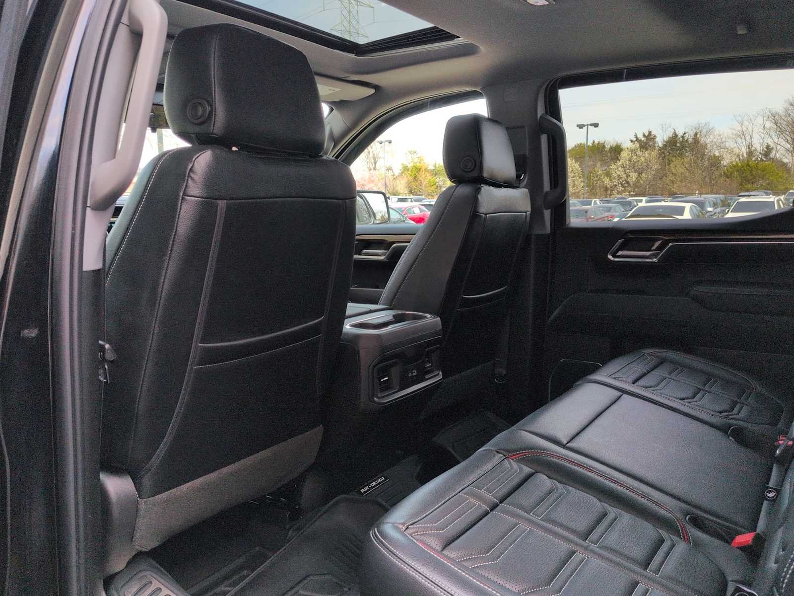 Thumbnail: 2024 Chevrolet Silverado 1500 - 20