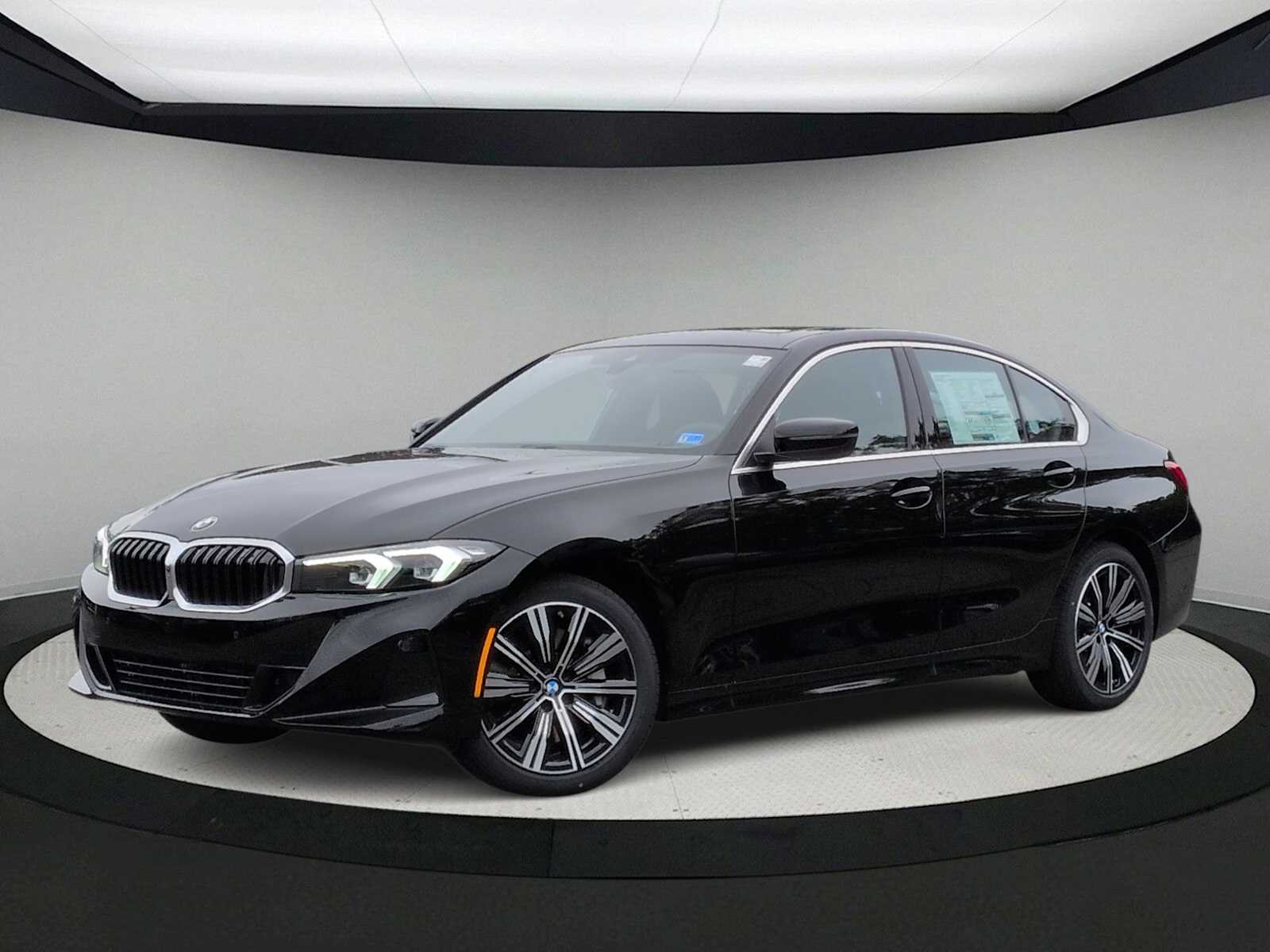 Thumbnail: 2026 BMW 3 Series - 1