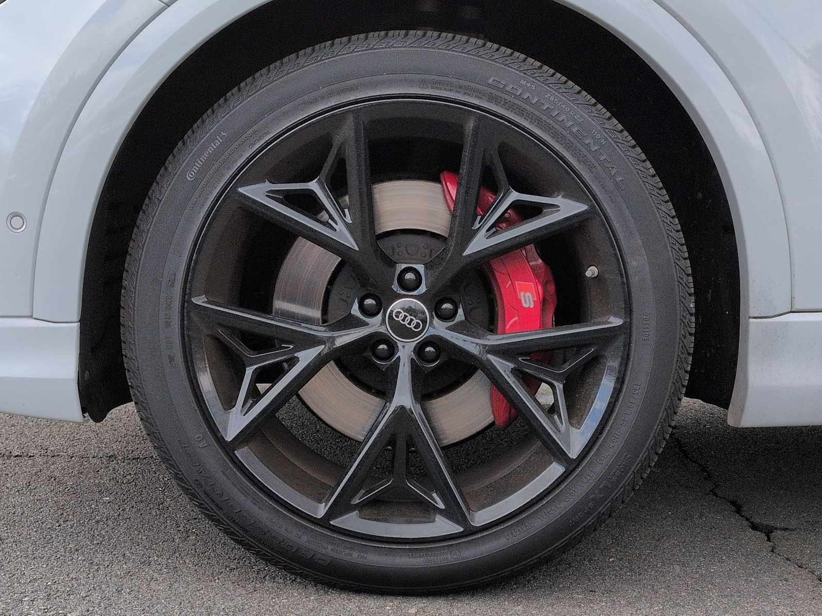 Thumbnail: 2023 Audi SQ8 - 14