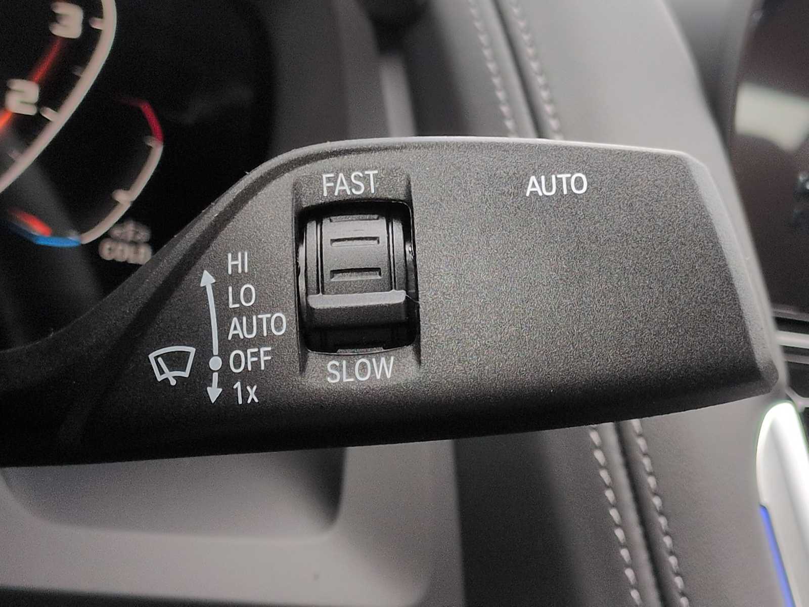 Thumbnail: 2026 BMW 8 Series - 26