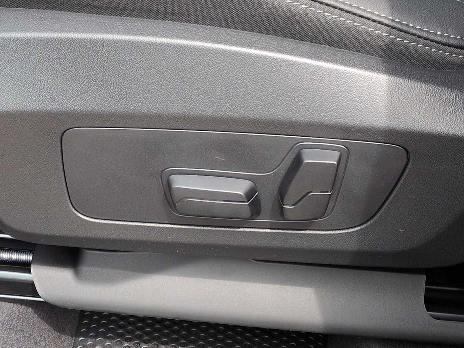 Thumbnail: 2026 BMW X1 - 18