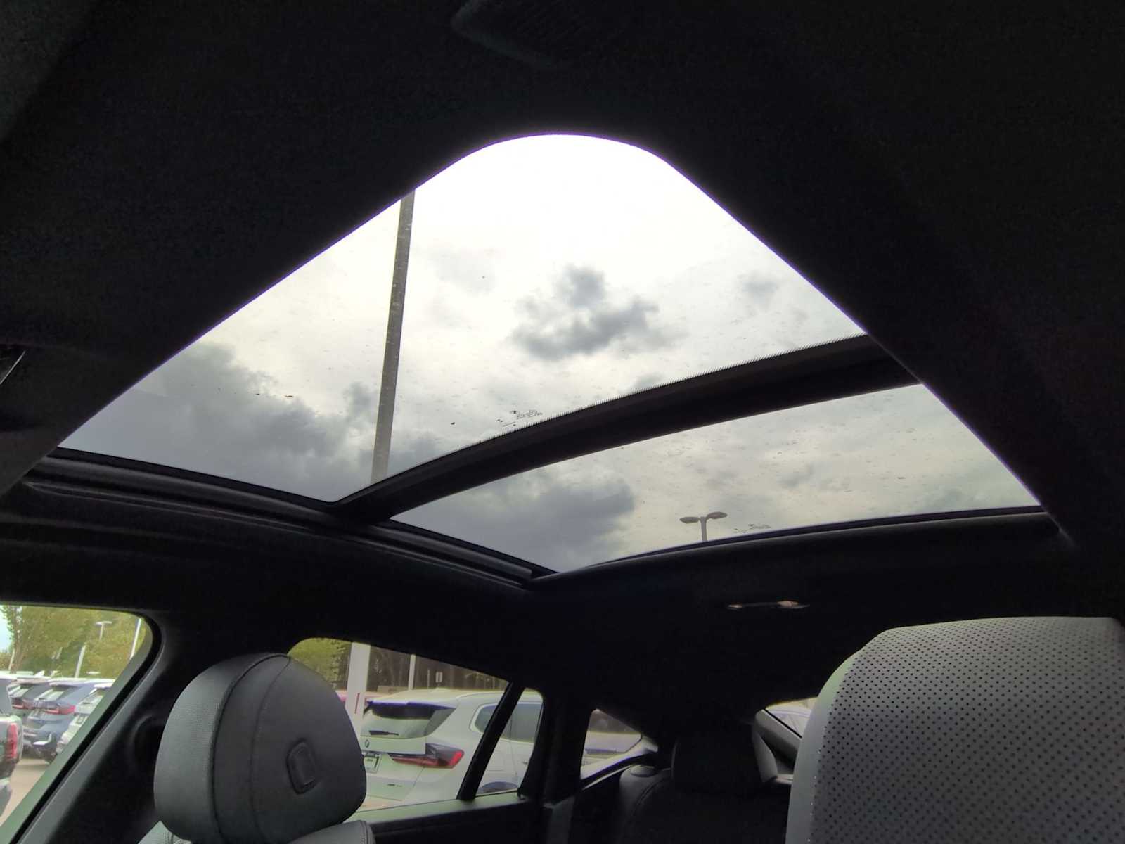 Thumbnail: 2026 BMW X6 - 20