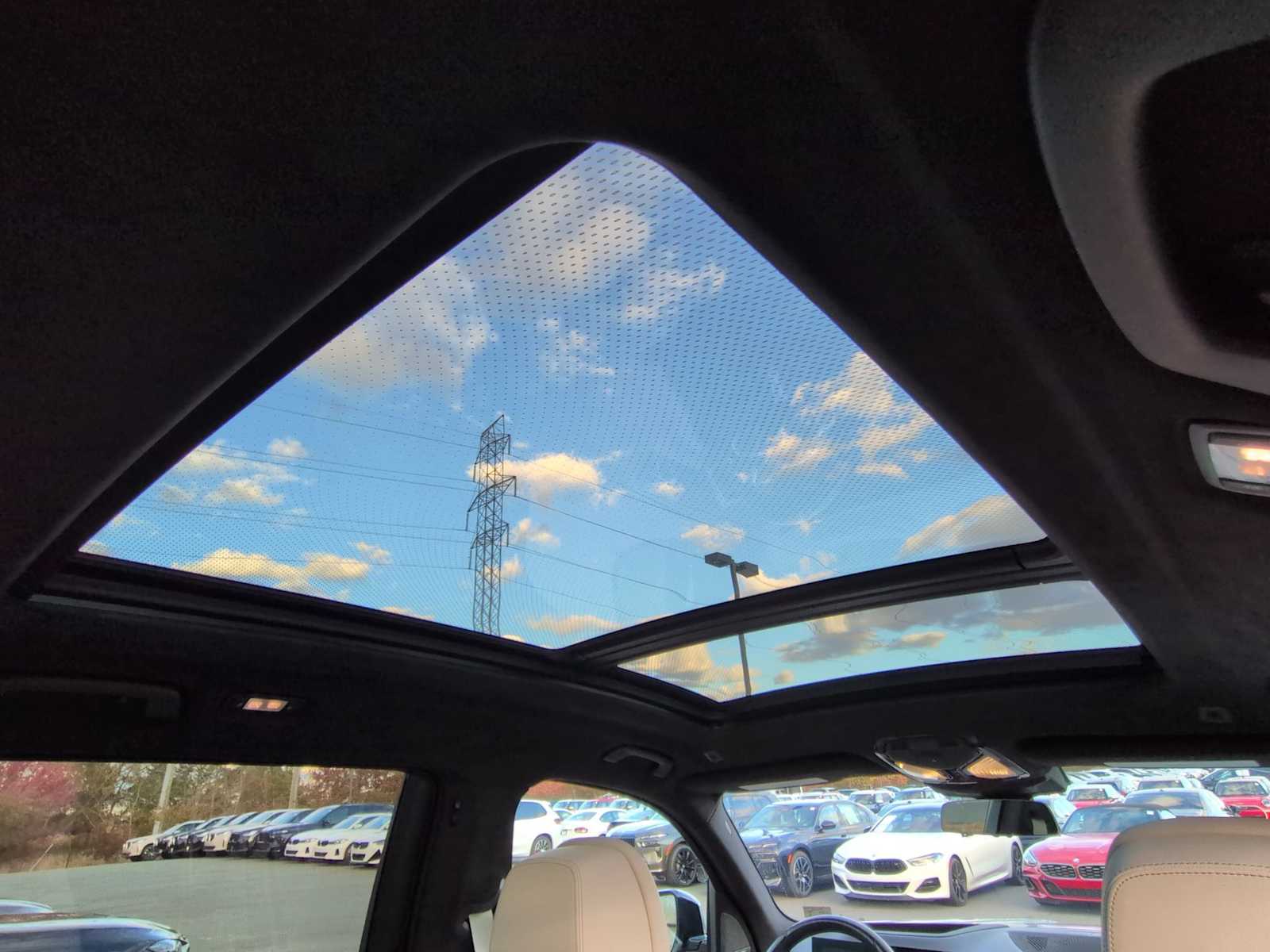 Thumbnail: 2023 BMW X7 - 23