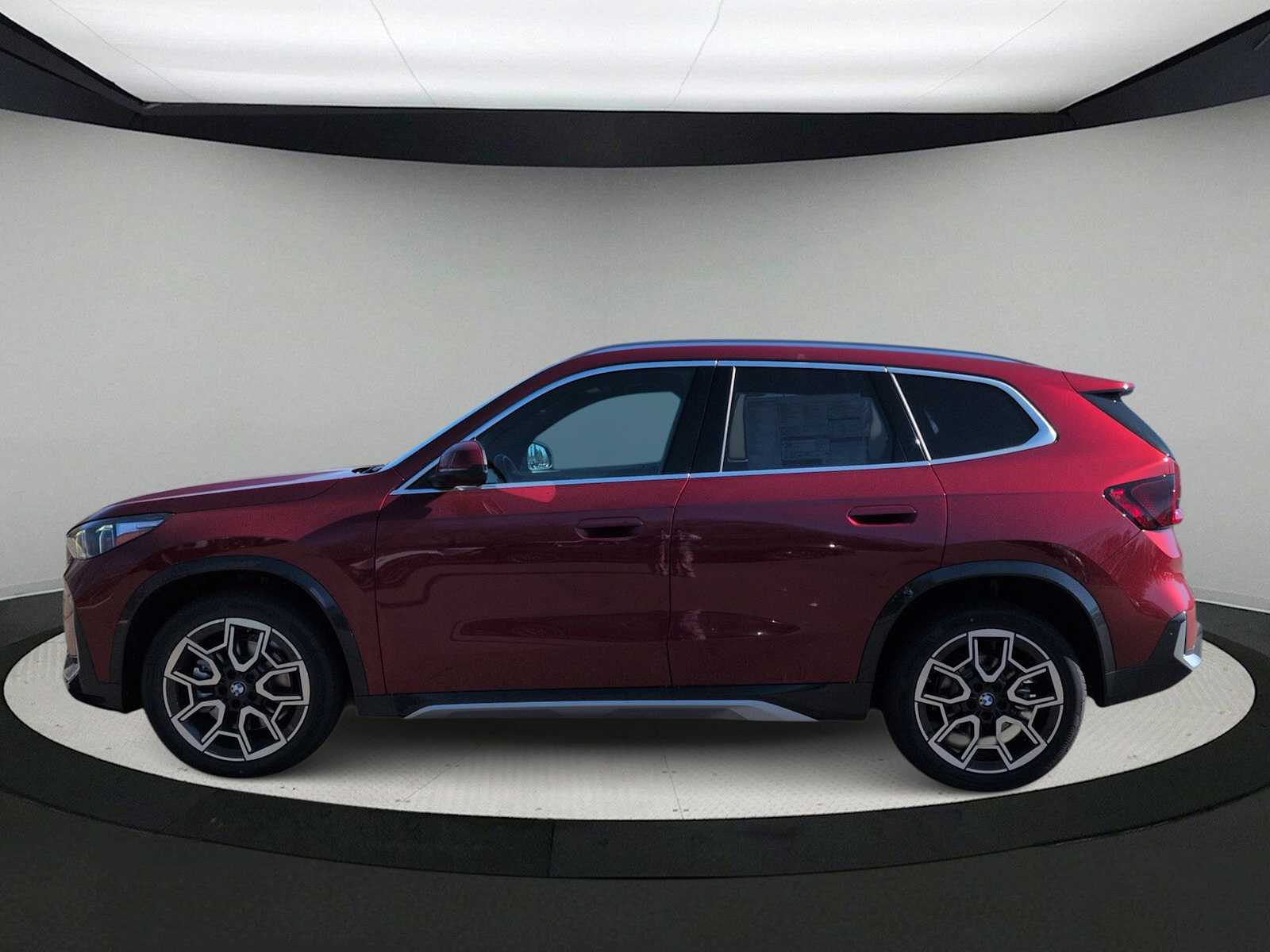 Thumbnail: 2026 BMW X1 - 5