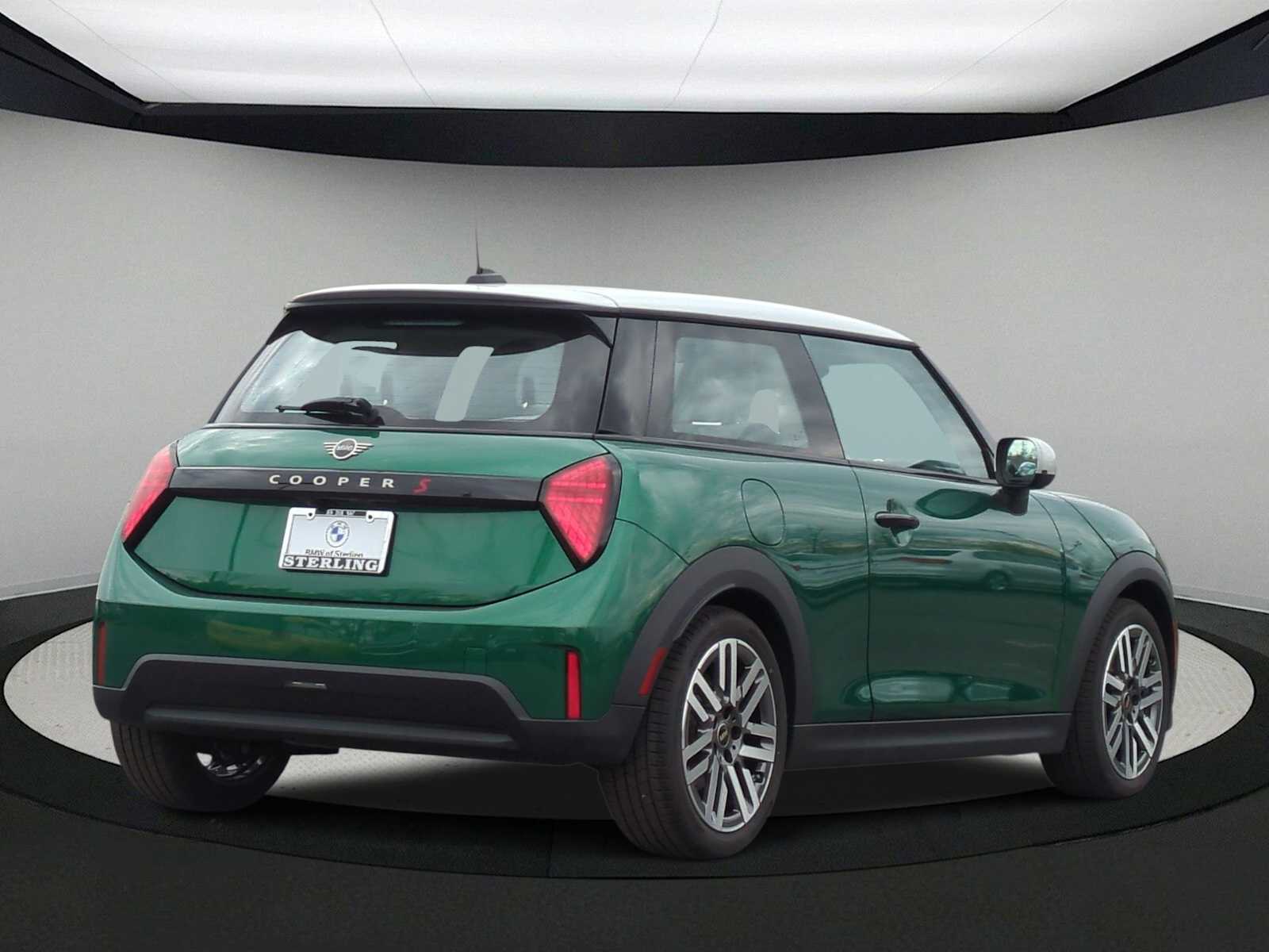 Thumbnail: 2025 MINI Cooper Hardtop - 8
