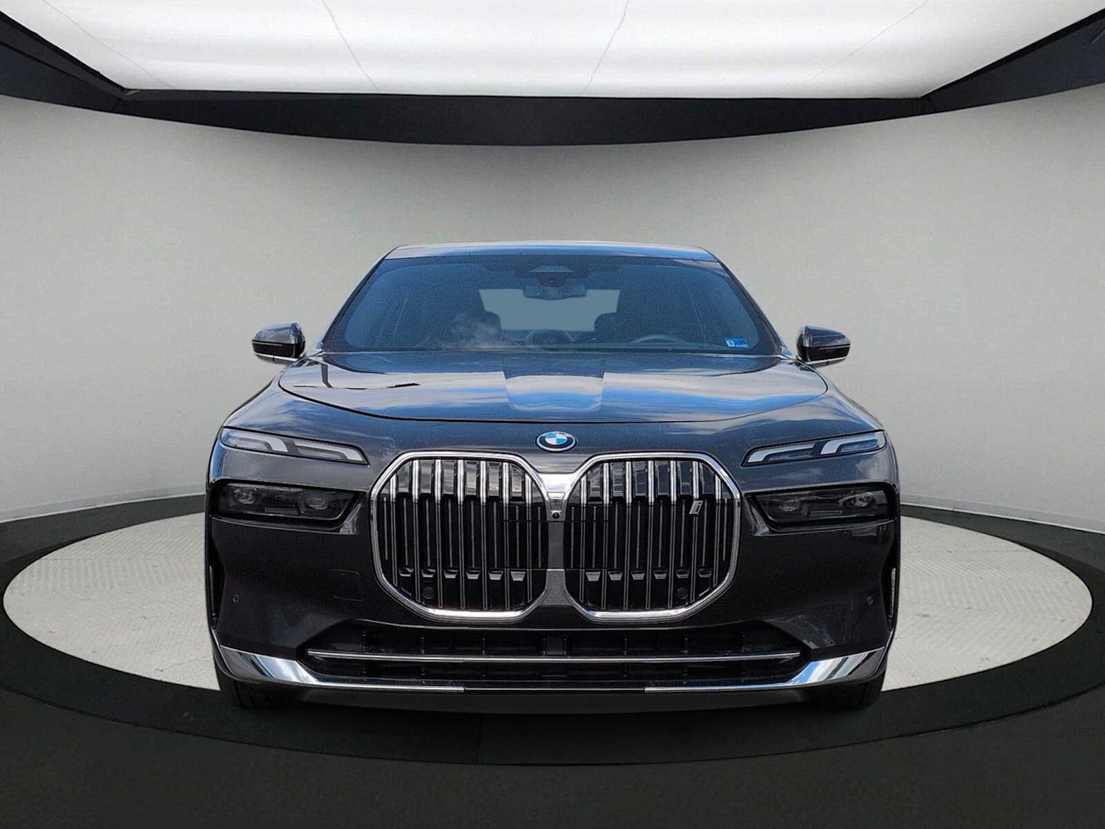Thumbnail: 2025 BMW i7 - 3