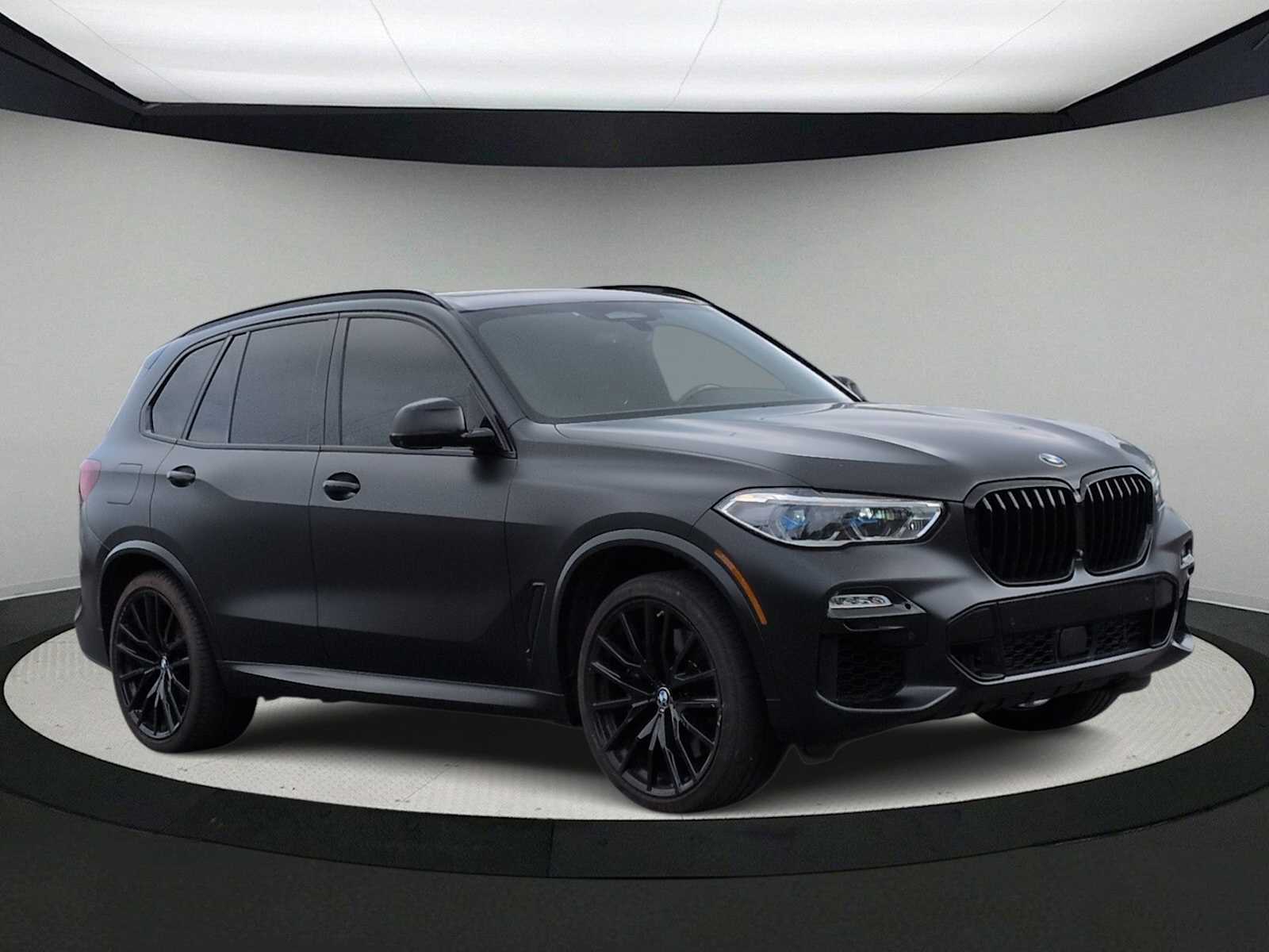 Thumbnail: 2021 BMW X5 - 2