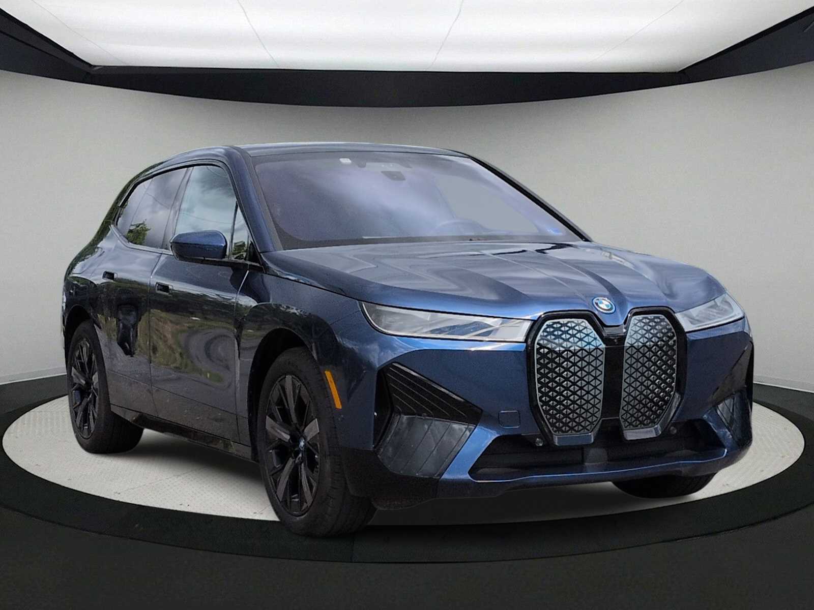 Thumbnail: 2025 BMW iX - 2