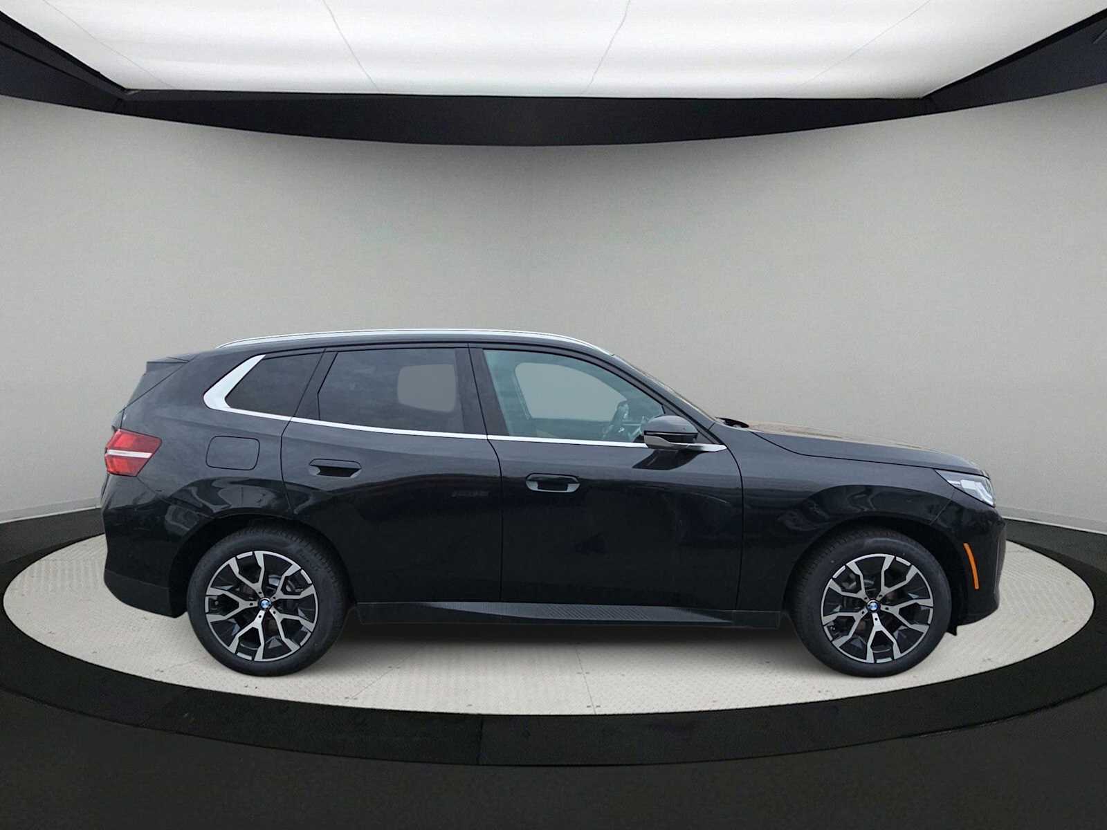 Thumbnail: 2026 BMW X3 - 9