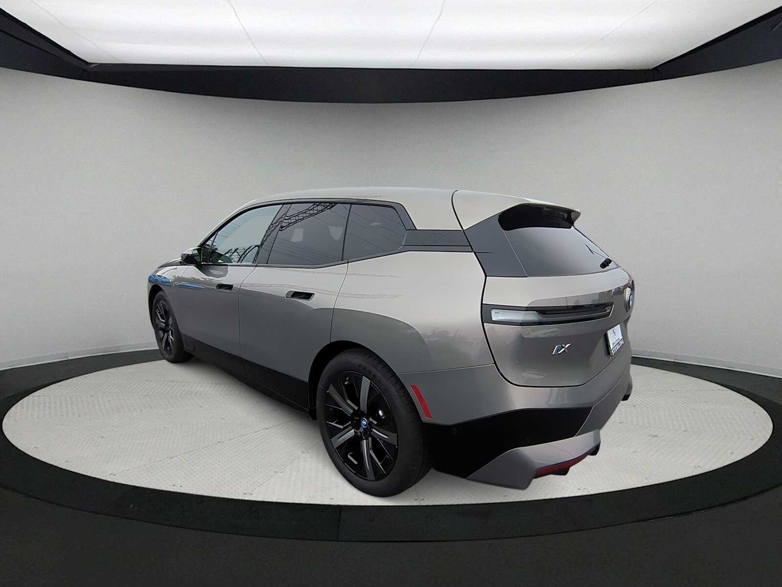 Thumbnail: 2025 BMW iX - 6
