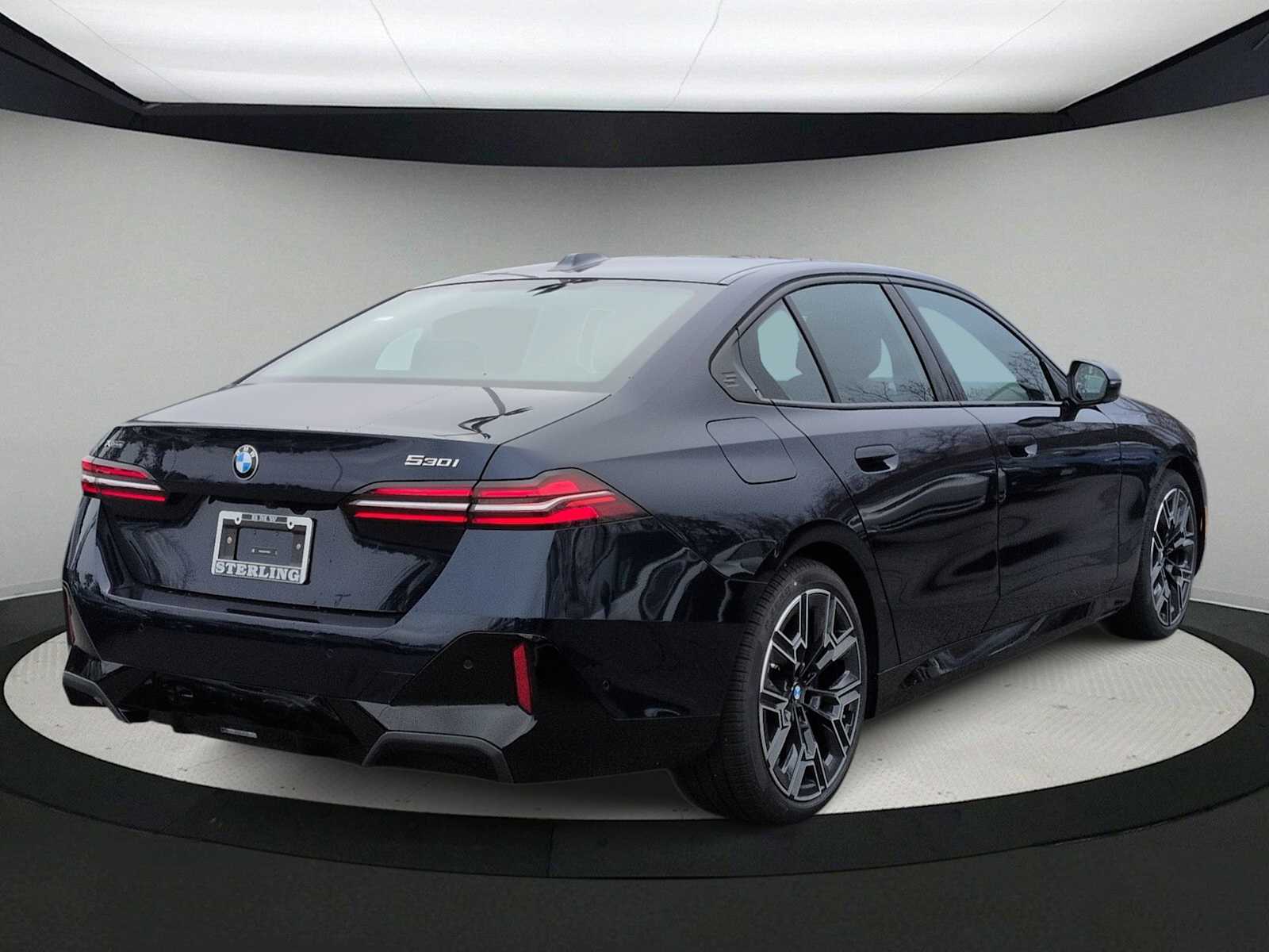 Thumbnail: 2026 BMW 5 Series - 8