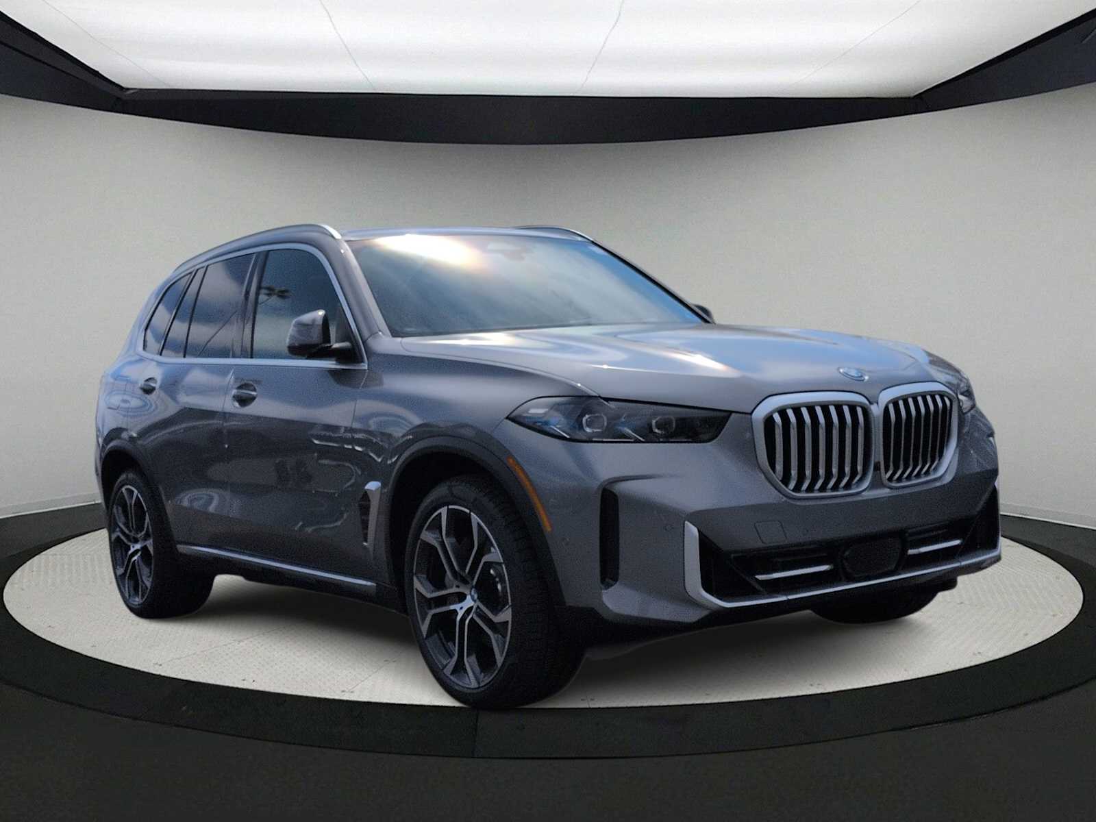 Thumbnail: 2026 BMW X5 - 2